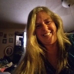 Meet your Posher, Connie pacetti